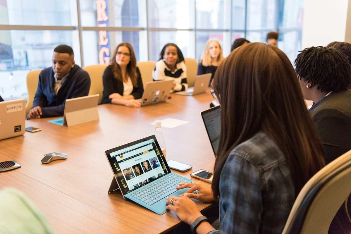 Analyzing guest posting pricing and value metrics