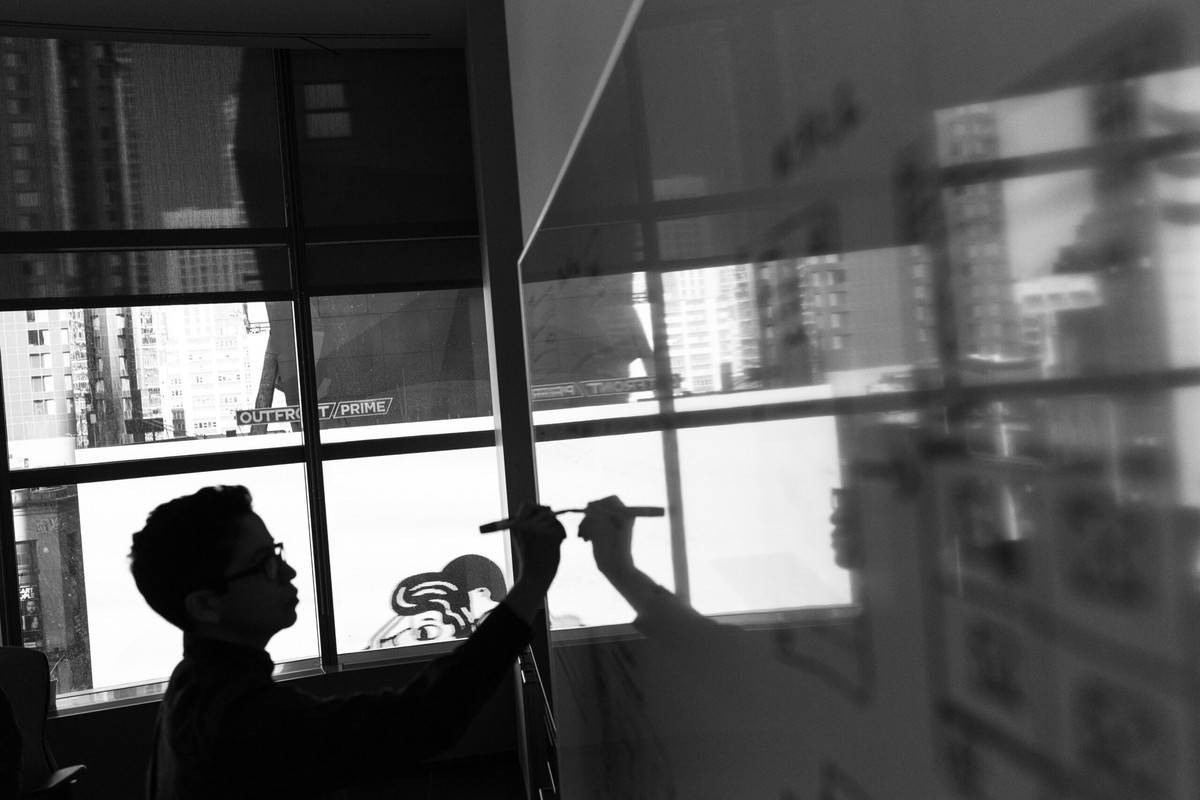 Benefits of link building showing authority, traffic, and growth metrics